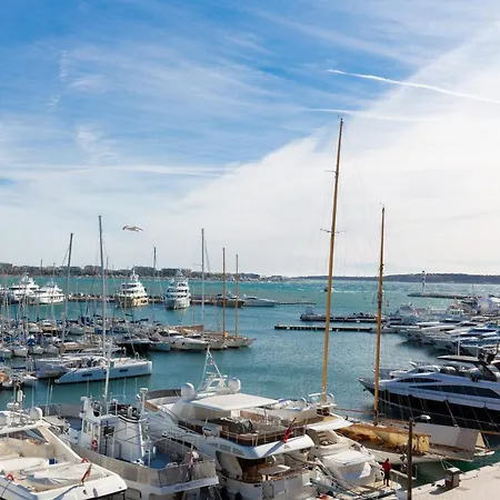 Darxia -cannes Vieux Port * 戛纳