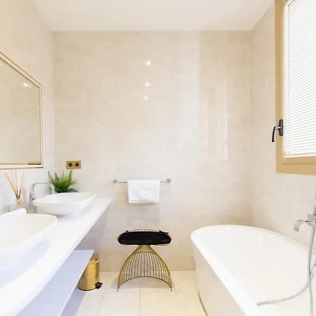 Darxia -cannes Vieux Port *