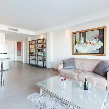 Darxia -cannes Vieux Port