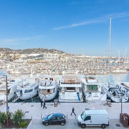 Darxia -cannes Vieux Port 戛纳