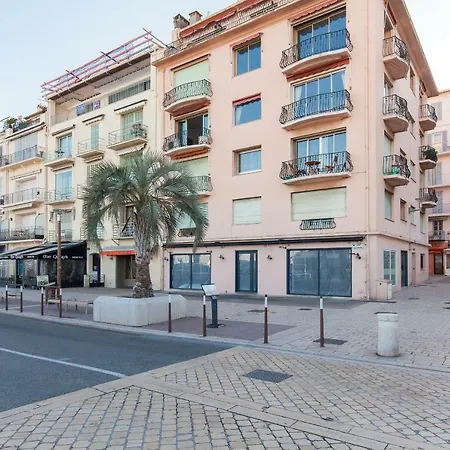 Darxia -cannes Vieux Port * Канны