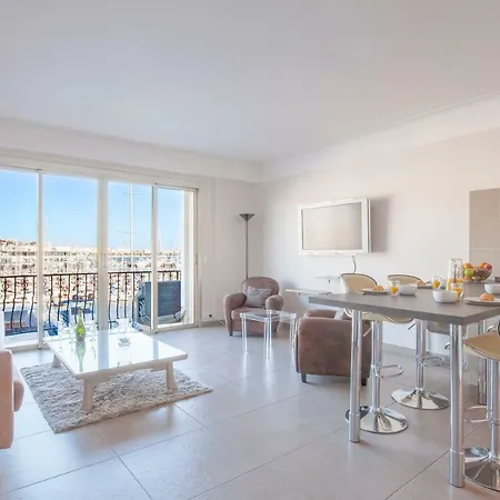 Darxia -cannes Vieux Port * Канны